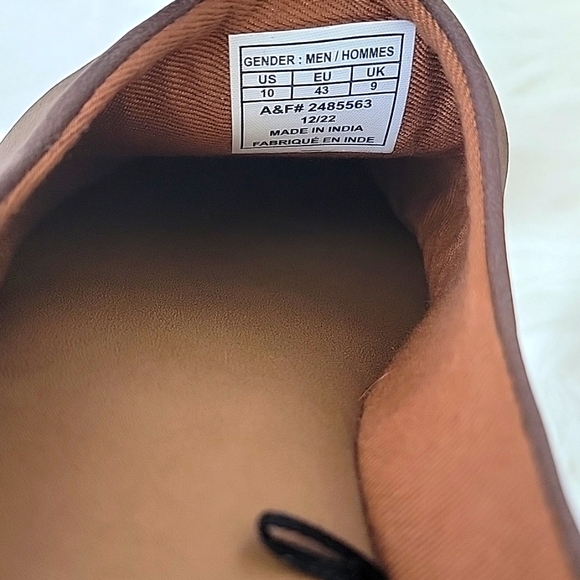 Abercrombie & Fitch Men's Slip-On Loafers. Size 10. Brown - Picture 7 of 8